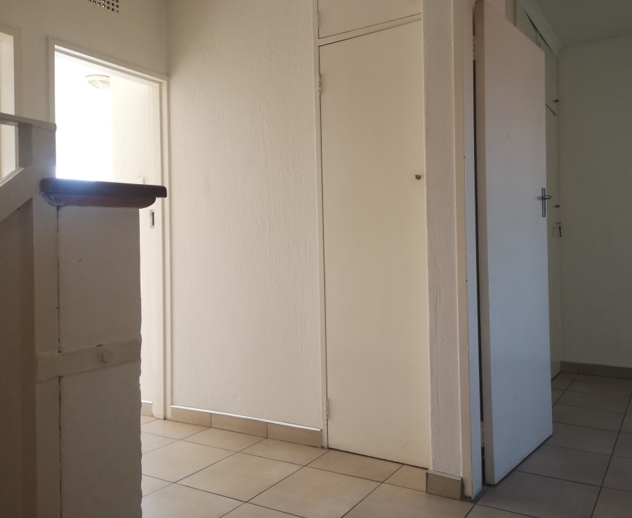 To Let 3 Bedroom Property for Rent in Risidale Gauteng