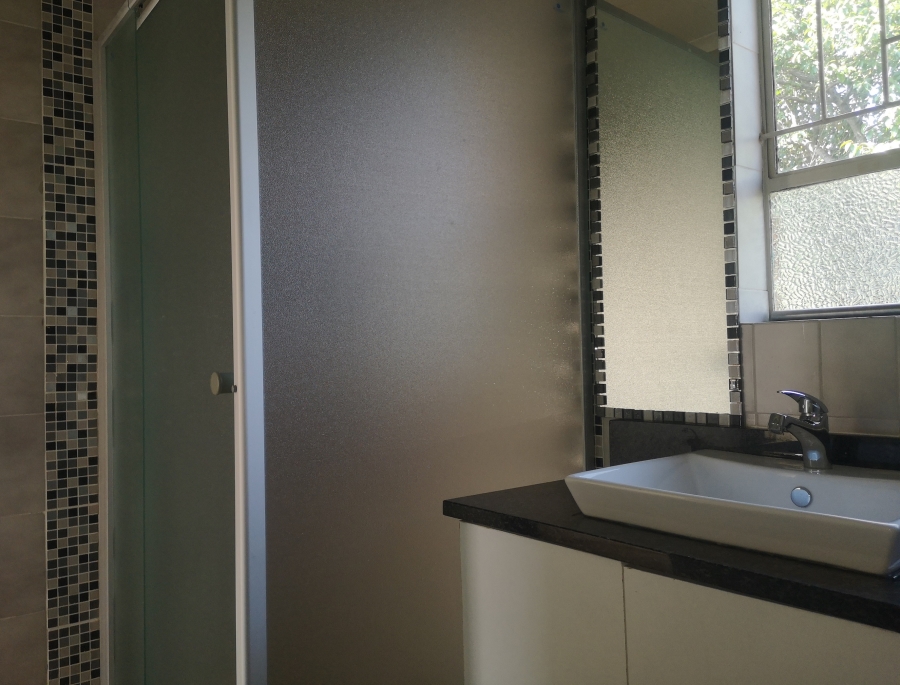 To Let 3 Bedroom Property for Rent in Risidale Gauteng