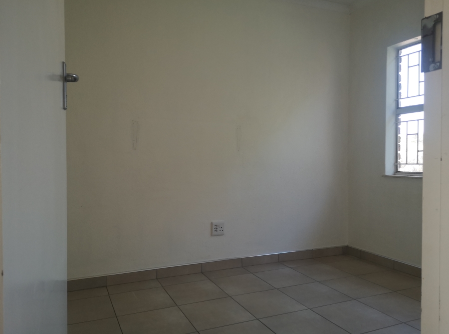To Let 3 Bedroom Property for Rent in Risidale Gauteng