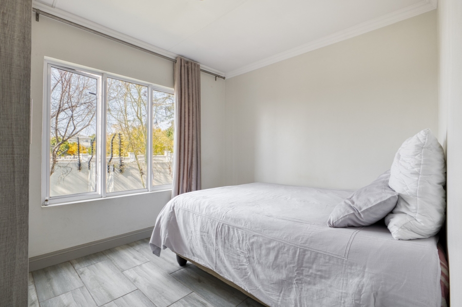 2 Bedroom Property for Sale in Broadacres Gauteng