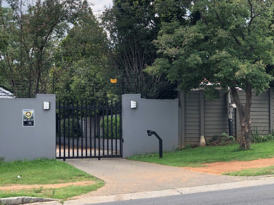 To Let 2 Bedroom Property for Rent in Silvamonte Gauteng