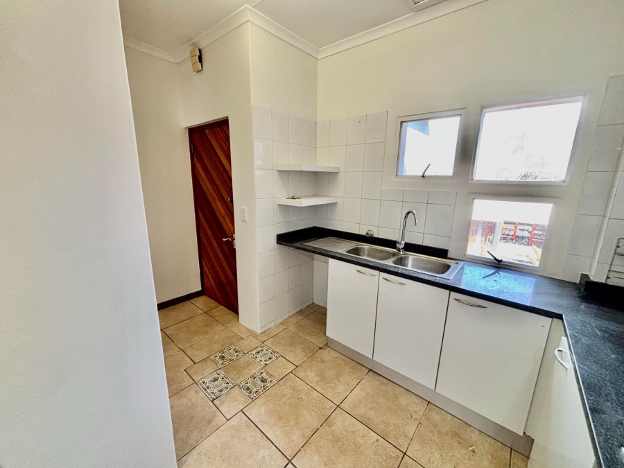 To Let 3 Bedroom Property for Rent in Atholl Gauteng