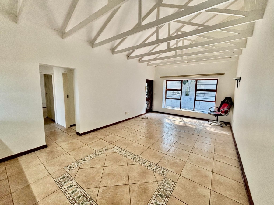 To Let 3 Bedroom Property for Rent in Atholl Gauteng