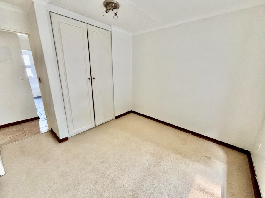 To Let 3 Bedroom Property for Rent in Atholl Gauteng