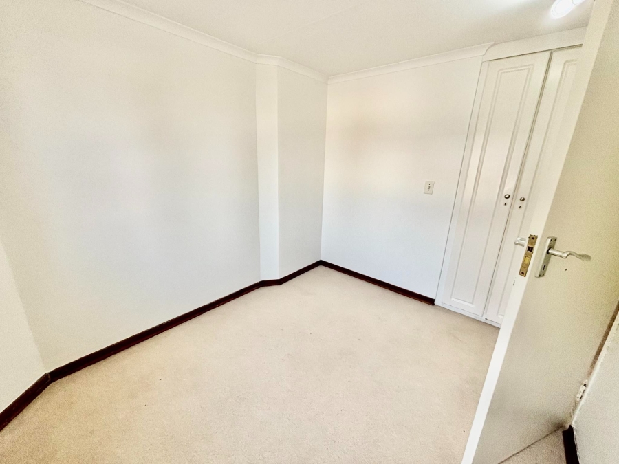 To Let 3 Bedroom Property for Rent in Atholl Gauteng