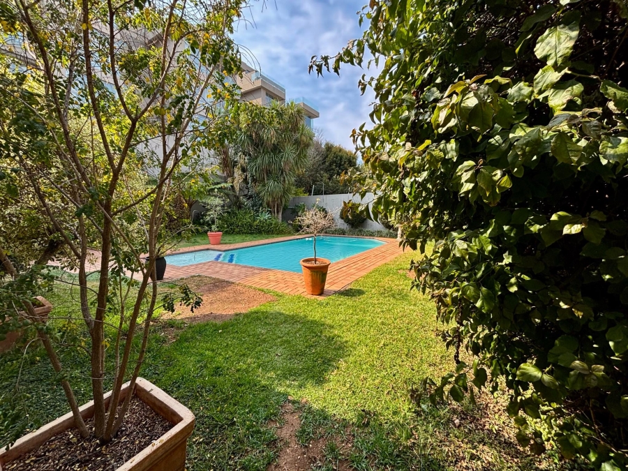 To Let 3 Bedroom Property for Rent in Atholl Gauteng