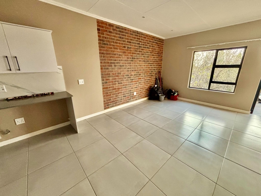 To Let 2 Bedroom Property for Rent in Craighall Gauteng