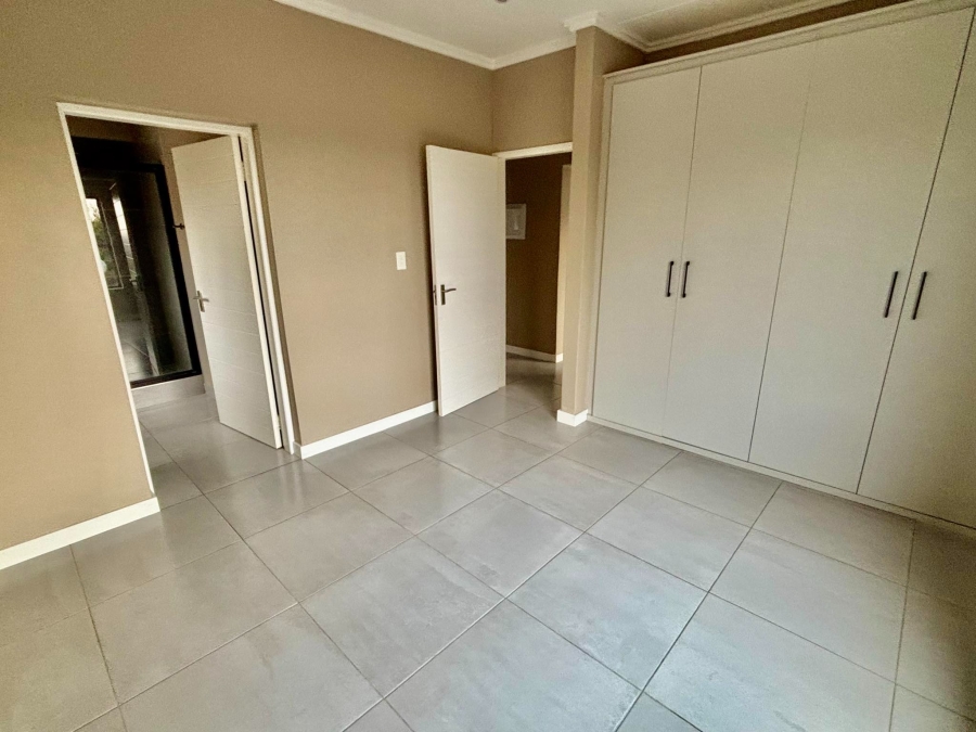 To Let 2 Bedroom Property for Rent in Craighall Gauteng