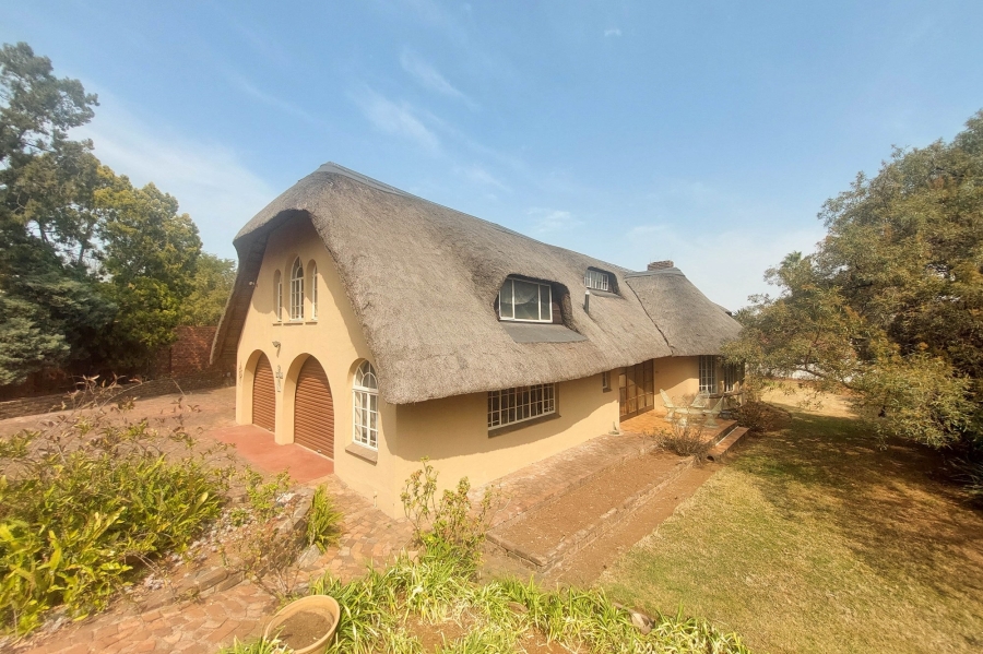 4 Bedroom Property for Sale in Doringkloof Gauteng