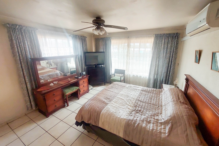 4 Bedroom Property for Sale in Doringkloof Gauteng