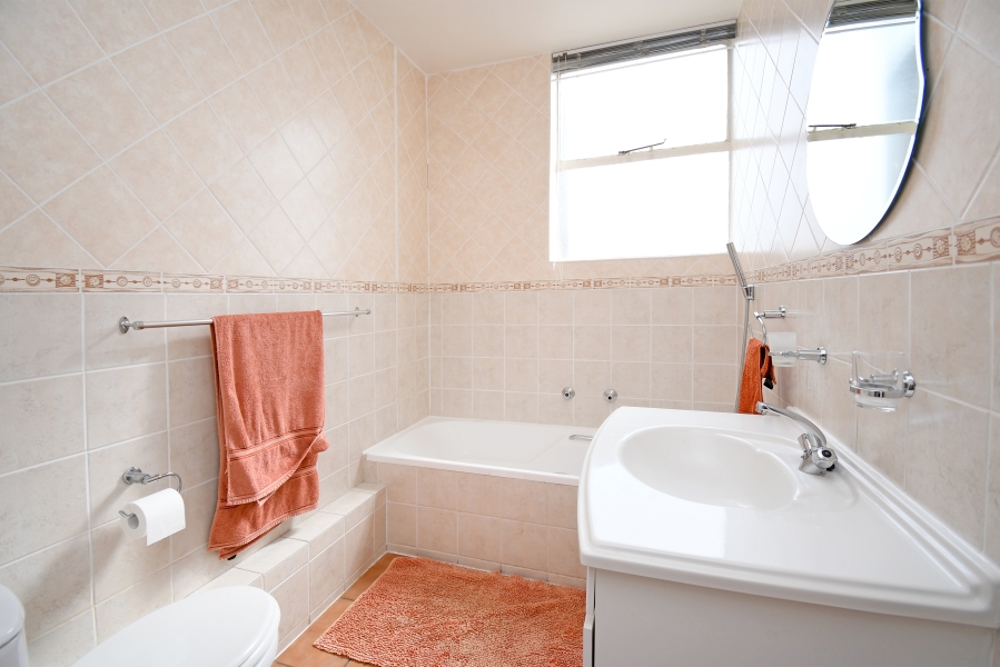 To Let 3 Bedroom Property for Rent in Bedford Gardens Gauteng