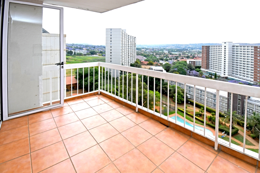 To Let 3 Bedroom Property for Rent in Bedford Gardens Gauteng