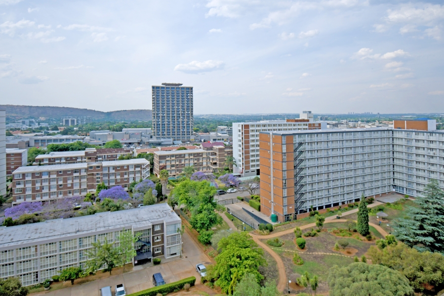 To Let 3 Bedroom Property for Rent in Bedford Gardens Gauteng