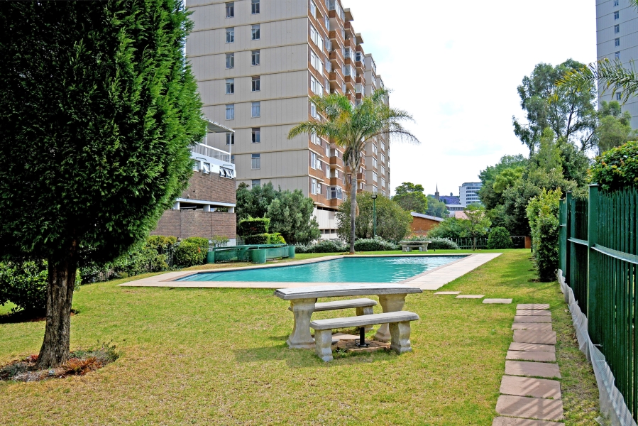 To Let 3 Bedroom Property for Rent in Bedford Gardens Gauteng