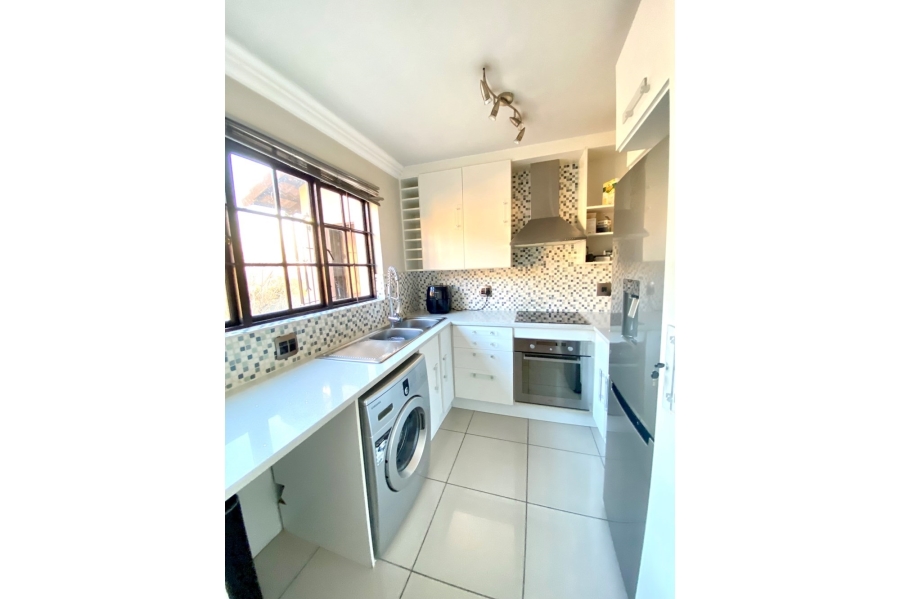 To Let 2 Bedroom Property for Rent in Morningside Gauteng