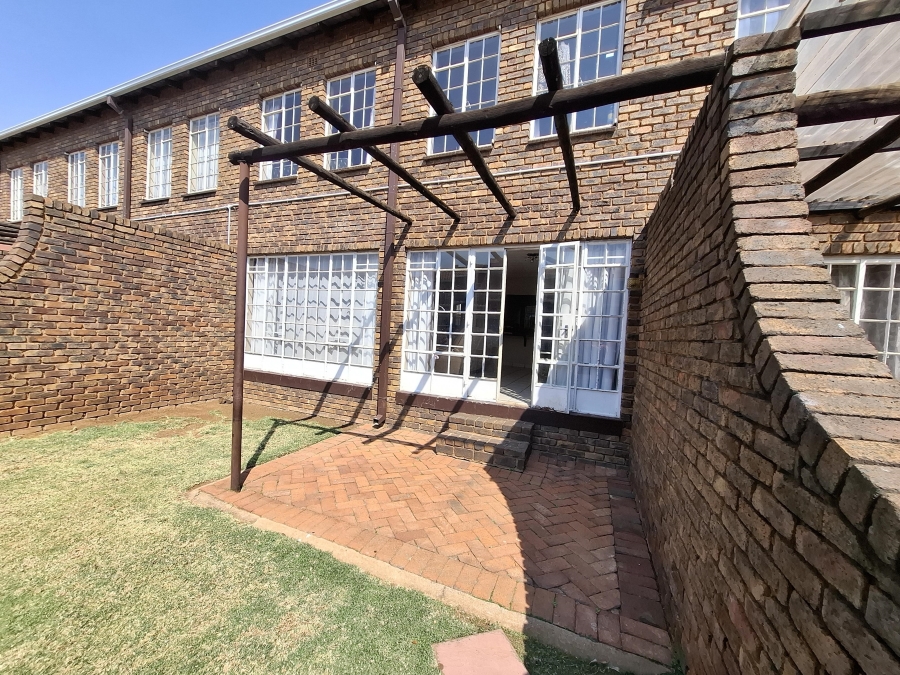 3 Bedroom Property for Sale in New State Areas Gauteng