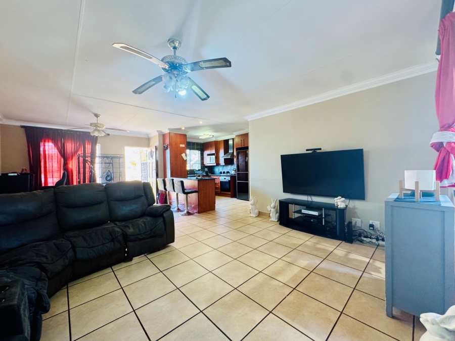 3 Bedroom Property for Sale in Doornpoort Gauteng
