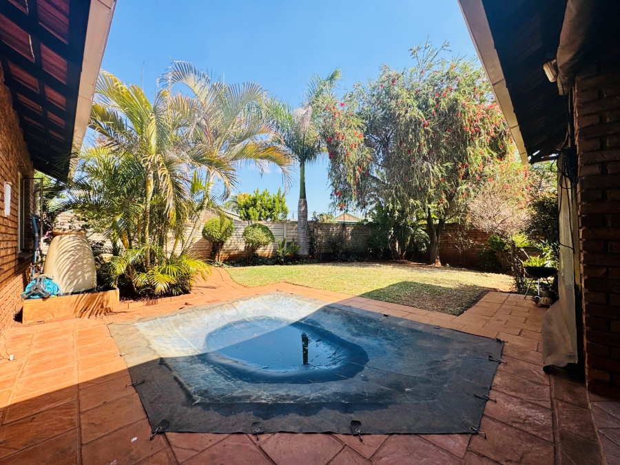 3 Bedroom Property for Sale in Doornpoort Gauteng