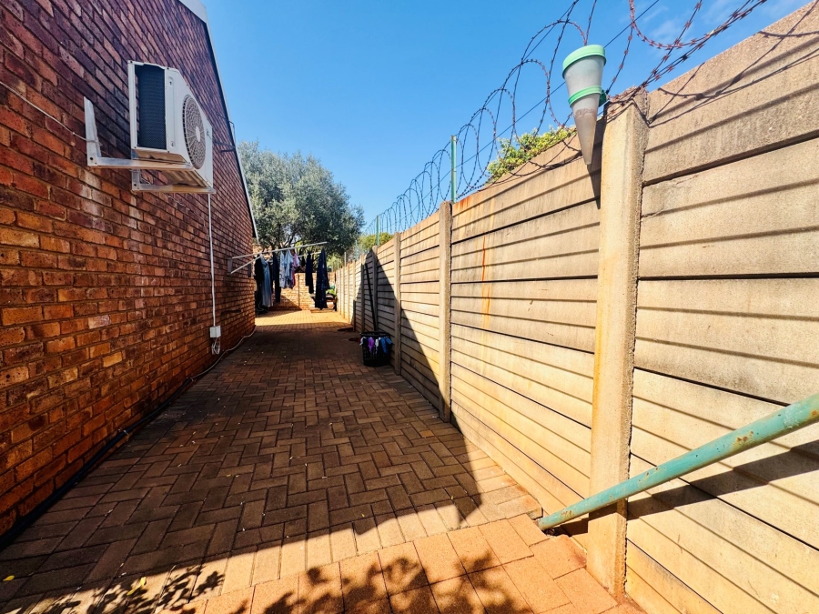 3 Bedroom Property for Sale in Doornpoort Gauteng