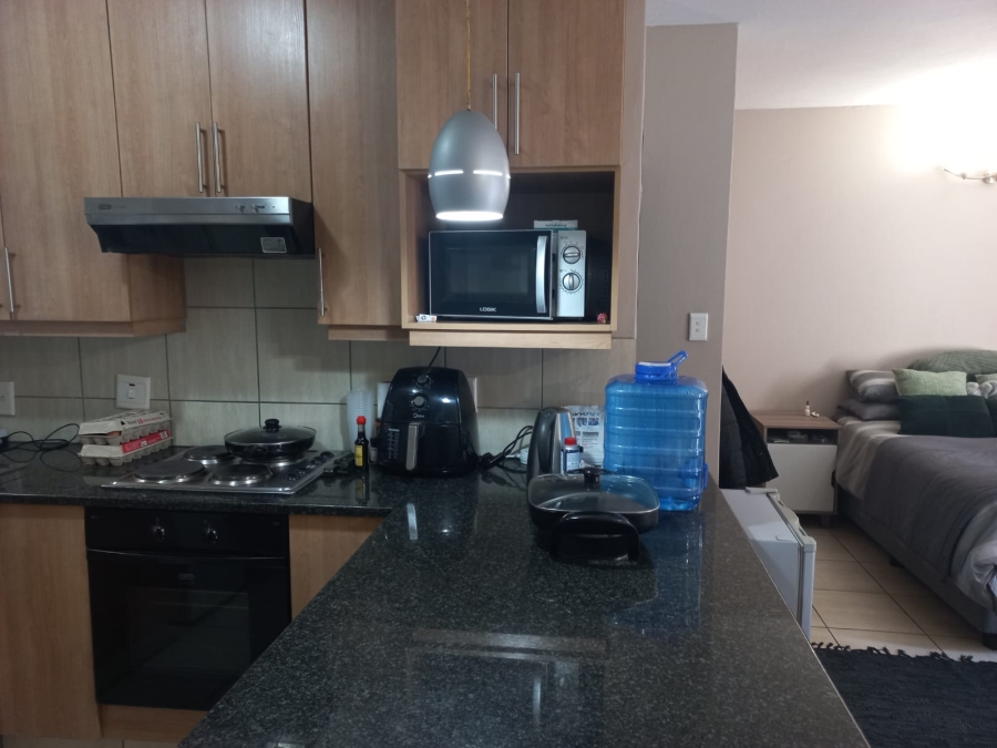 1 Bedroom Property for Sale in Hatfield Gauteng