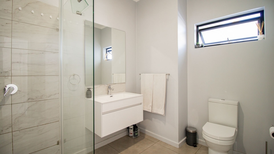 To Let 1 Bedroom Property for Rent in Rosebank Gauteng