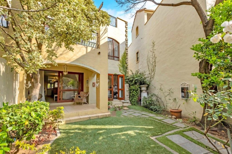 2 Bedroom Property for Sale in Morningside Gauteng