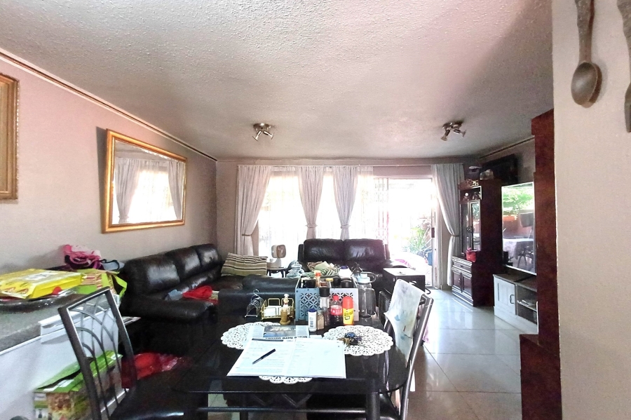 2 Bedroom Property for Sale in Primrose Gauteng