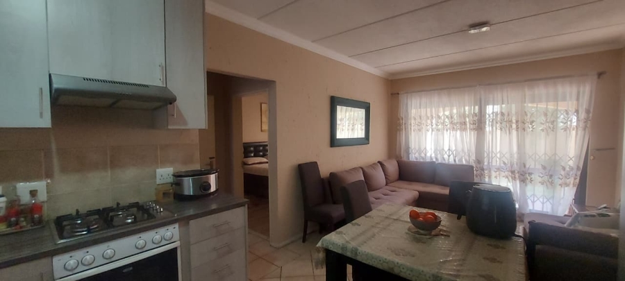 1 Bedroom Property for Sale in Paulshof Gauteng