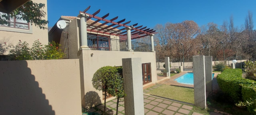 1 Bedroom Property for Sale in Paulshof Gauteng