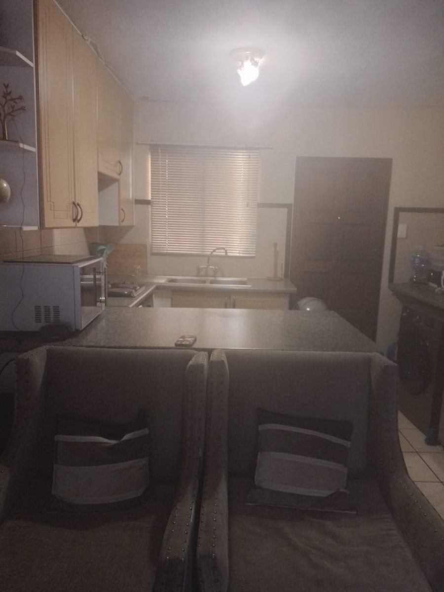 2 Bedroom Property for Sale in Noordwyk Gauteng