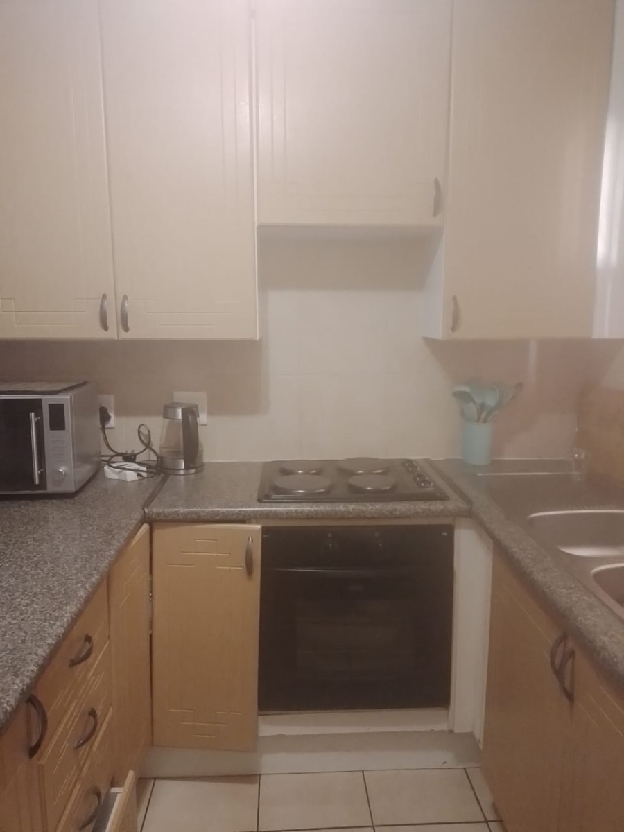 2 Bedroom Property for Sale in Noordwyk Gauteng