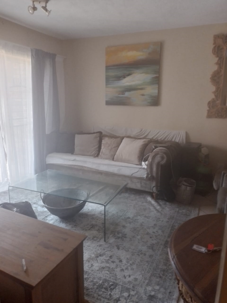 2 Bedroom Property for Sale in Noordwyk Gauteng