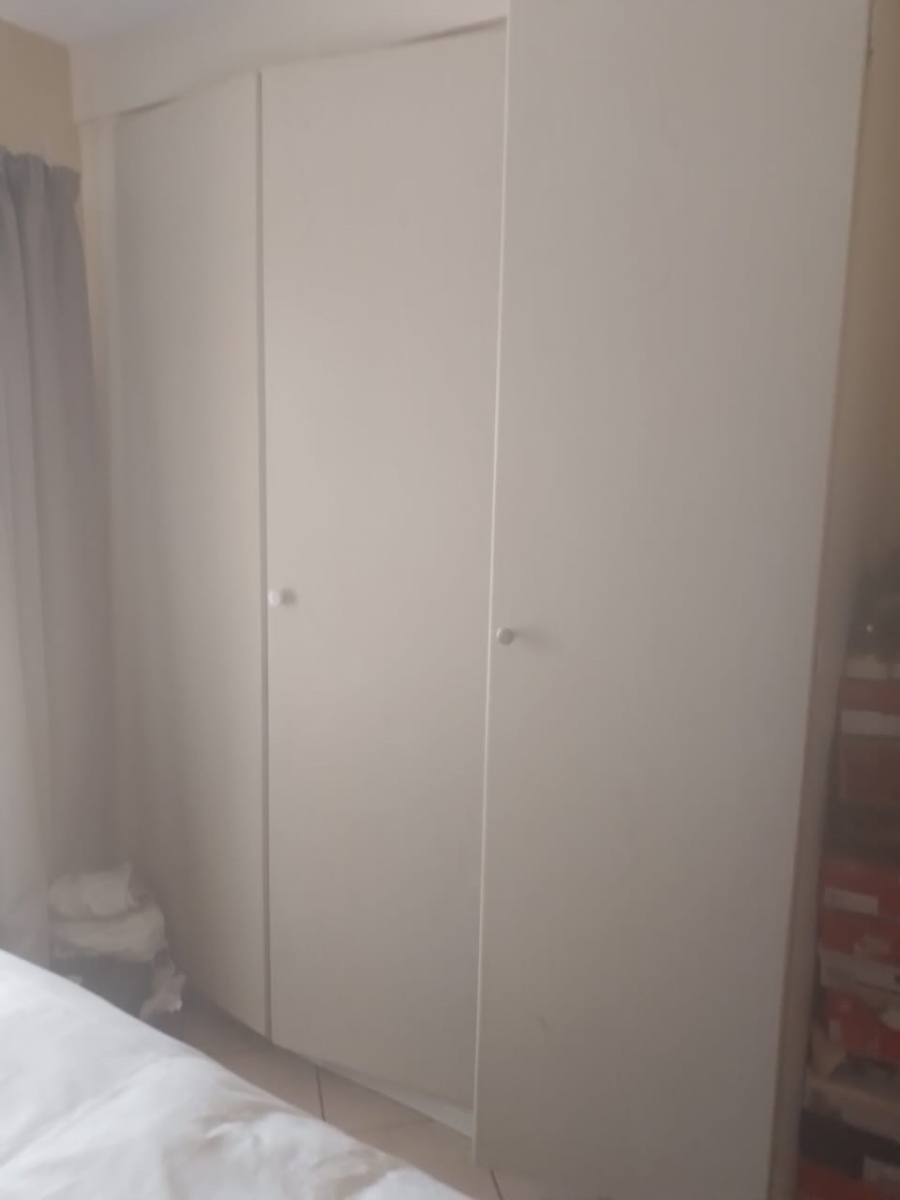 2 Bedroom Property for Sale in Noordwyk Gauteng