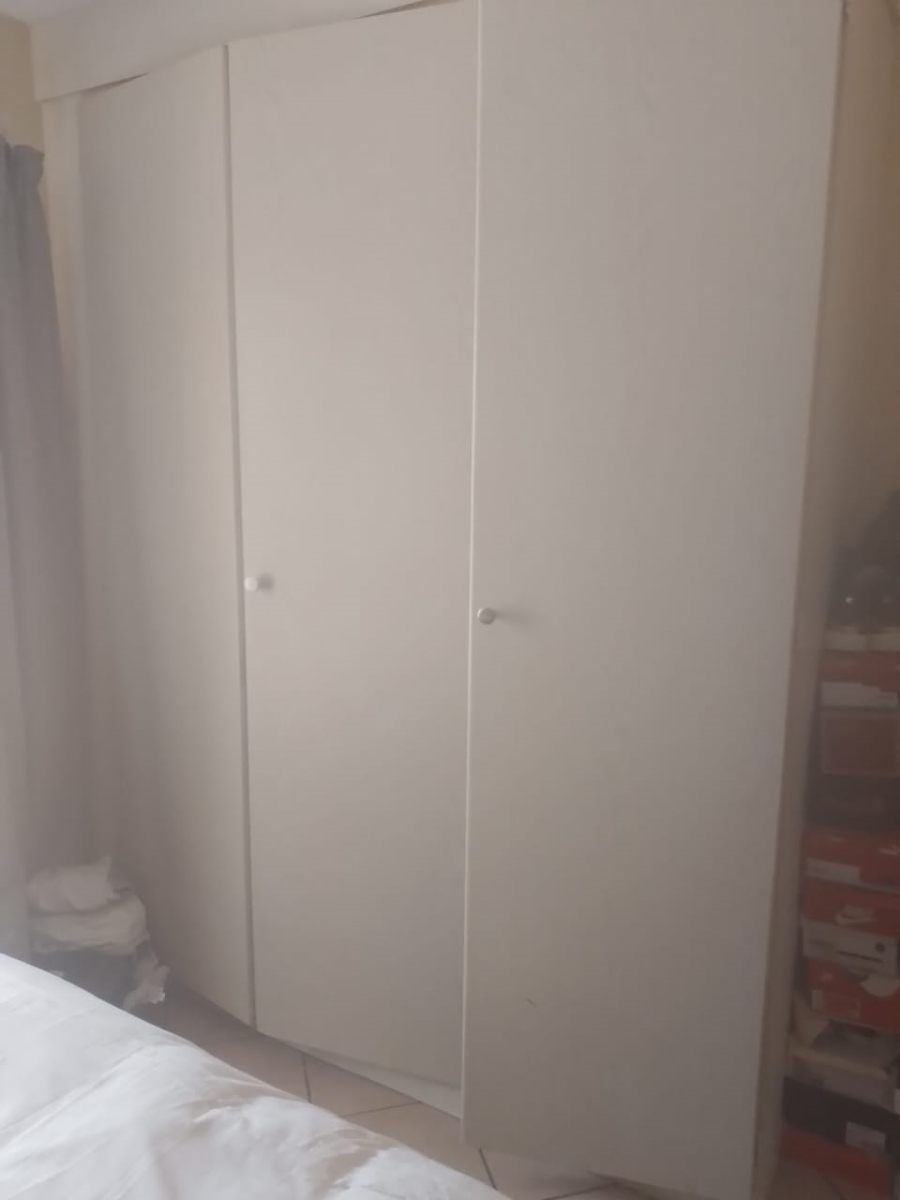 2 Bedroom Property for Sale in Noordwyk Gauteng