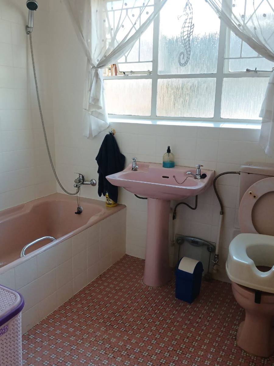 3 Bedroom Property for Sale in Greenhills Gauteng