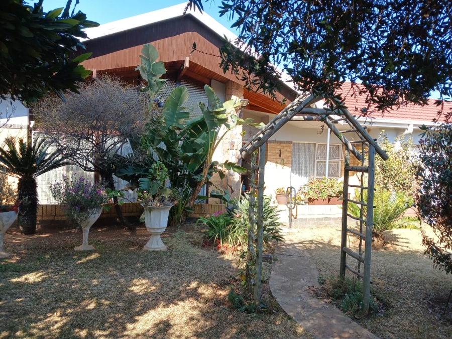 3 Bedroom Property for Sale in Greenhills Gauteng