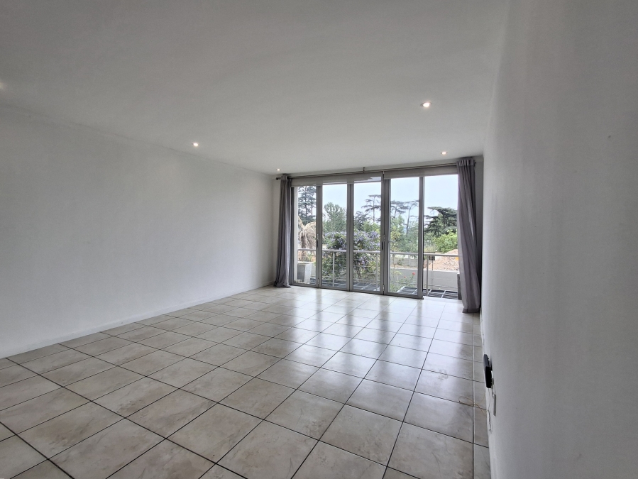 1 Bedroom Property for Sale in Hurlingham Gauteng