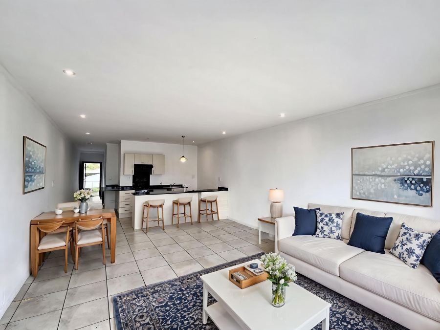 1 Bedroom Property for Sale in Hurlingham Gauteng