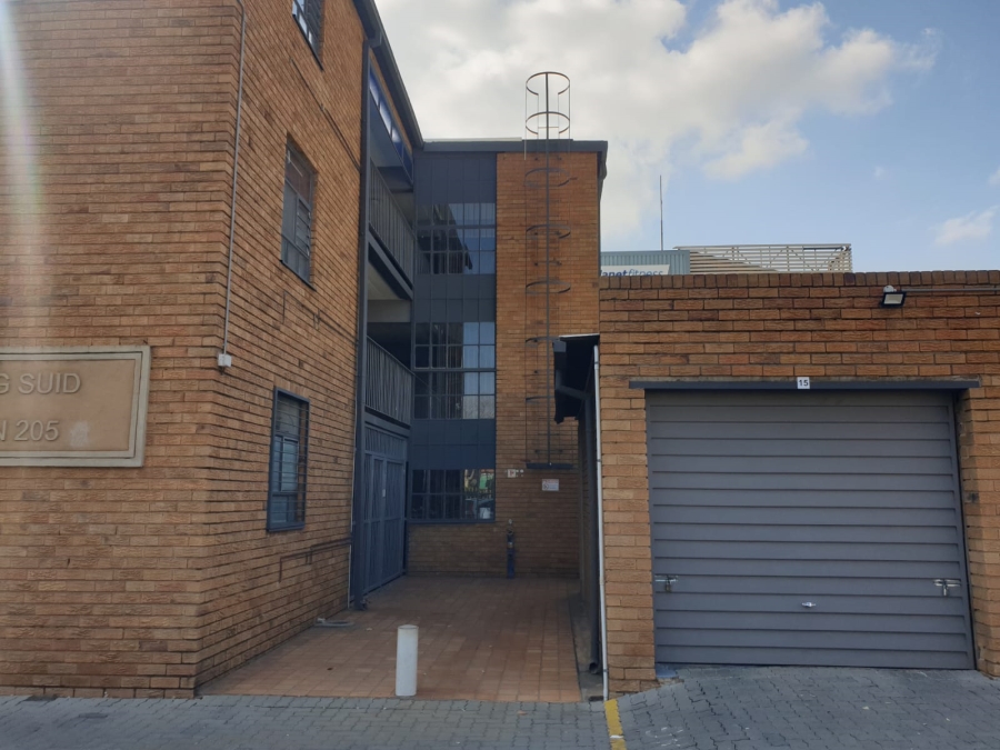 2 Bedroom Property for Sale in Queenswood Gauteng