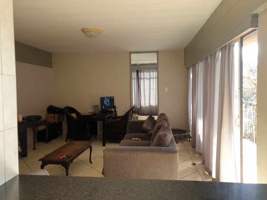 2 Bedroom Property for Sale in Queenswood Gauteng