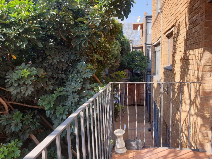 2 Bedroom Property for Sale in Queenswood Gauteng