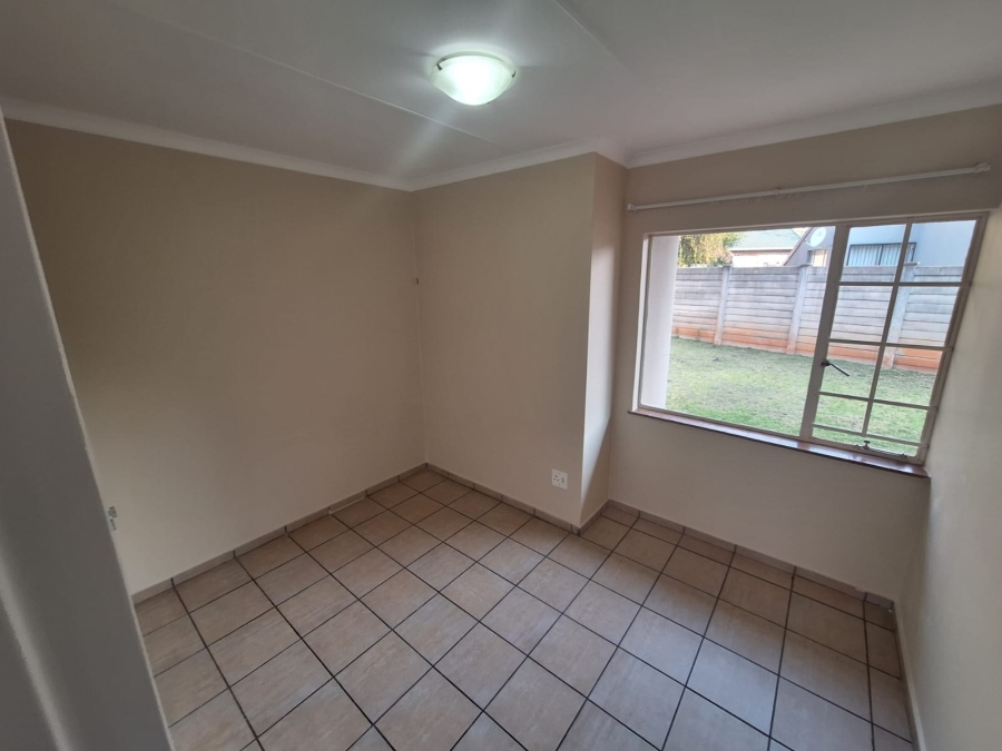 To Let 3 Bedroom Property for Rent in Doornpoort Gauteng
