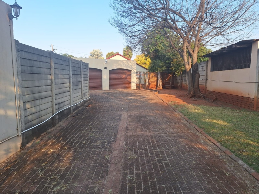 To Let 3 Bedroom Property for Rent in Doornpoort Gauteng