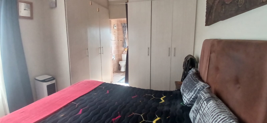 3 Bedroom Property for Sale in Kookrus Gauteng