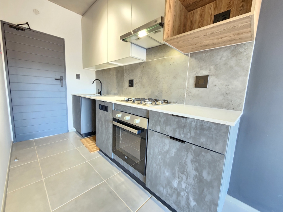 To Let 1 Bedroom Property for Rent in Waterkloof Ridge Gauteng