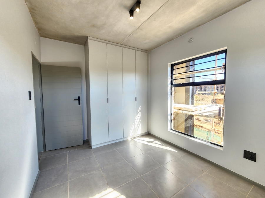 To Let 1 Bedroom Property for Rent in Waterkloof Ridge Gauteng