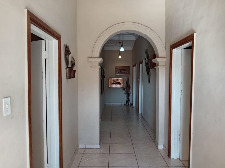 4 Bedroom Property for Sale in Roodepoort North Gauteng