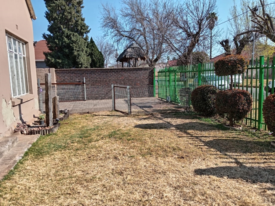 4 Bedroom Property for Sale in Roodepoort North Gauteng