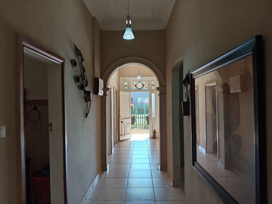 4 Bedroom Property for Sale in Roodepoort North Gauteng