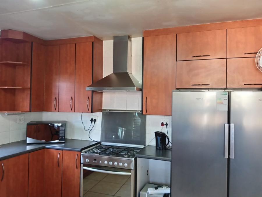 4 Bedroom Property for Sale in Roodepoort North Gauteng
